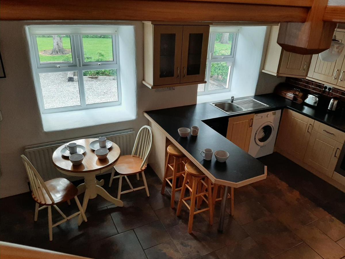 Traditional Cosy Cottage With Beautiful Views Westport Ngoại thất bức ảnh